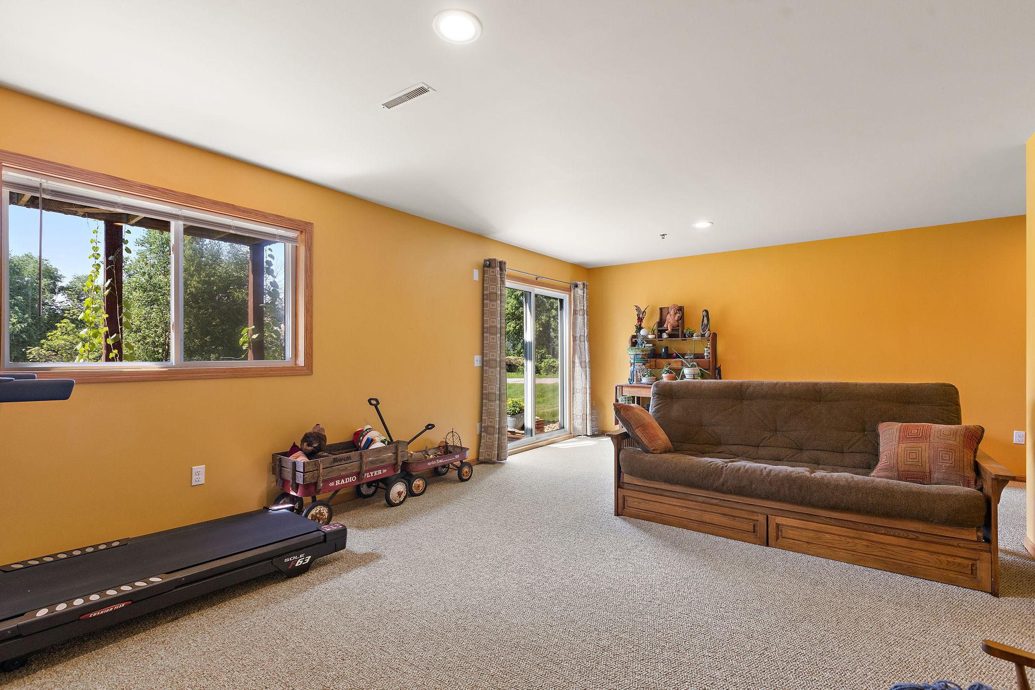View of Residential at 497 Pleasant Lane, Chaska MN 55318, Chaska (17 of 26) - Mike Wilen | Minnesota Team Real Estate