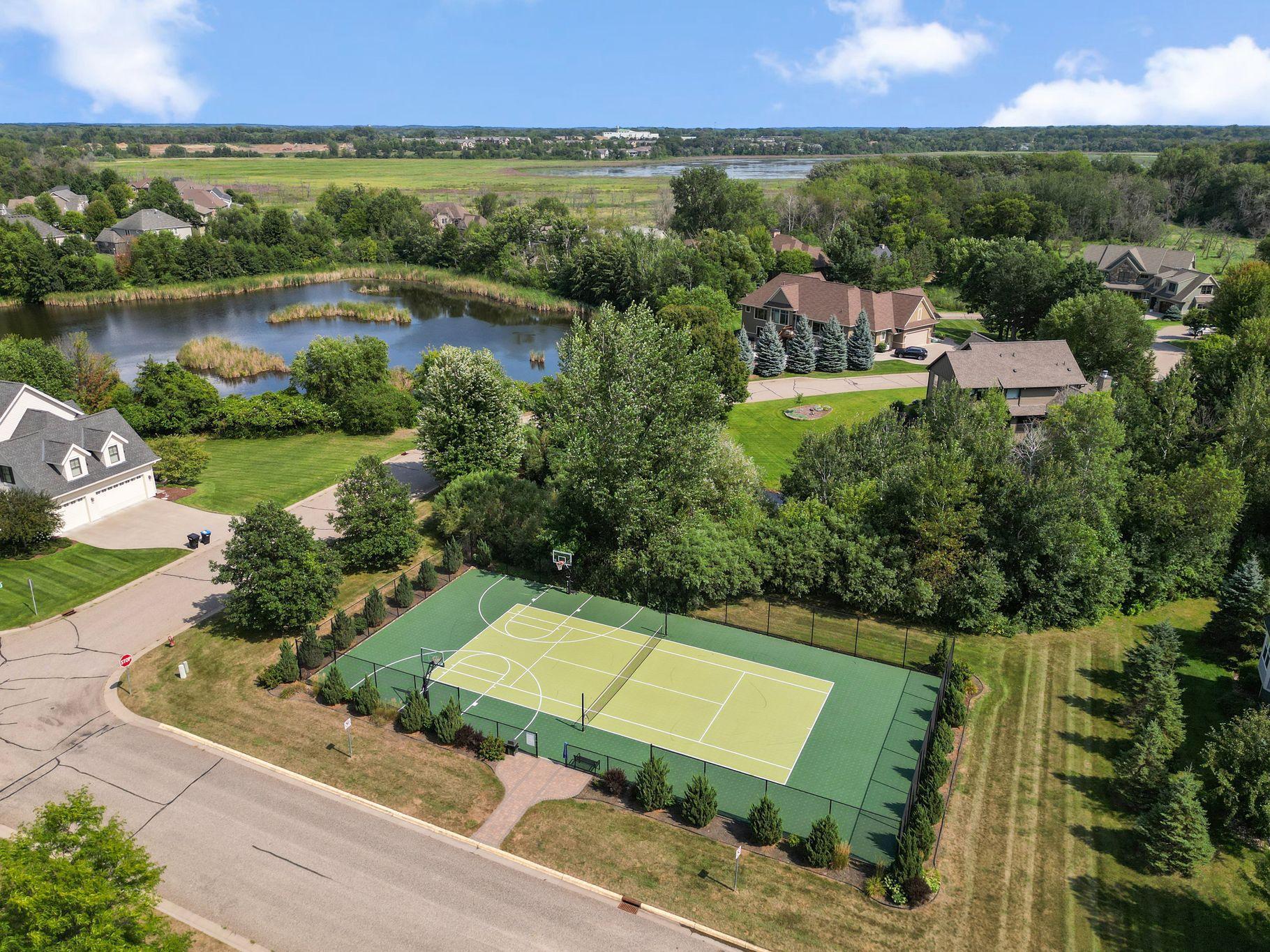 View of Residential at 10 Crescent Lane, North Oaks MN 55127, North Oaks (68 of 72) - Mike Wilen | Minnesota Team Real Estate
