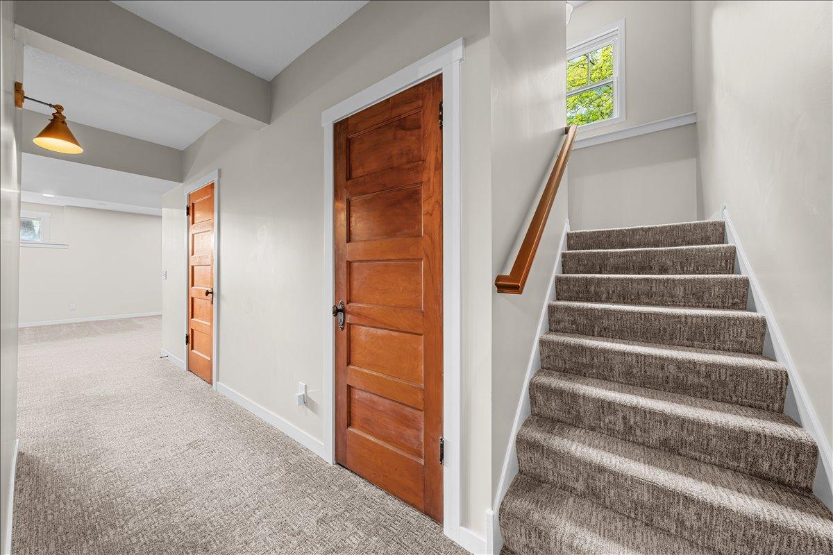 View of Residential at 11605 Ivywood Trail, Woodbury MN 55129, Woodbury (42 of 58) - Mike Wilen | Minnesota Team Real Estate
