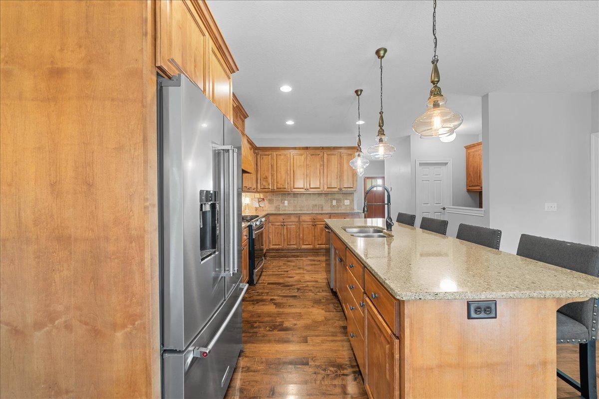 View of Residential at 11605 Ivywood Trail, Woodbury MN 55129, Woodbury (13 of 58) - Mike Wilen | Minnesota Team Real Estate
