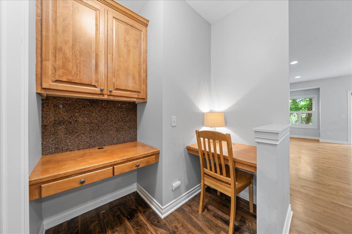 View of Residential at 11605 Ivywood Trail, Woodbury MN 55129, Woodbury (9 of 58) - Mike Wilen | Minnesota Team Real Estate