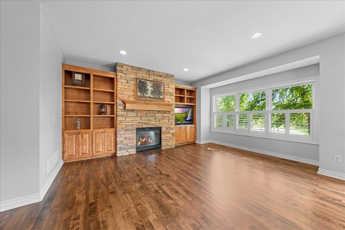 View of Residential at 11605 Ivywood Trail, Woodbury MN 55129, Woodbury (21 of 58) - Mike Wilen | Minnesota Team Real Estate