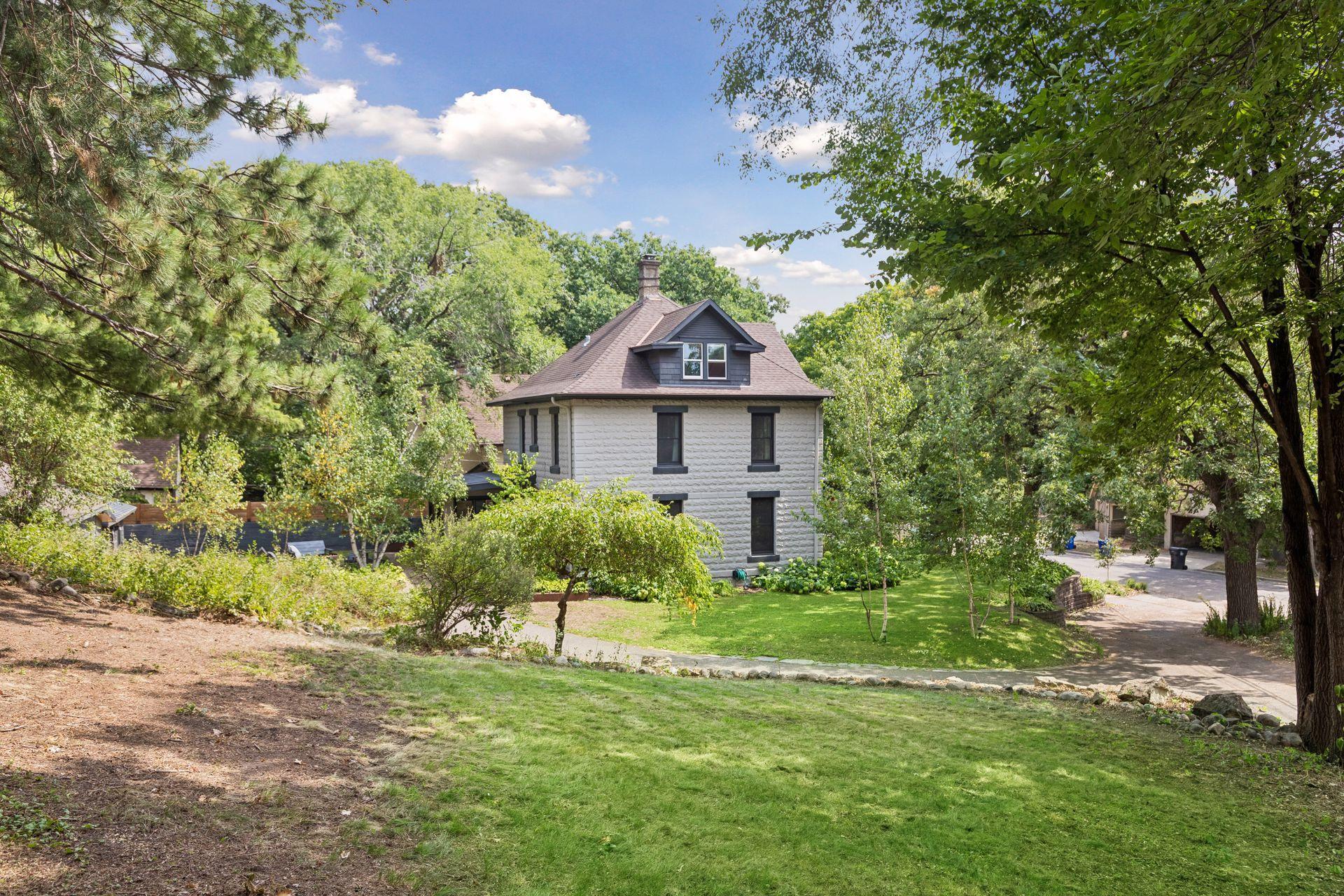 View of Residential at 2125 Scudder Street, Saint Paul MN 55108, Saint Paul (54 of 58) - Mike Wilen | Minnesota Team Real Estate