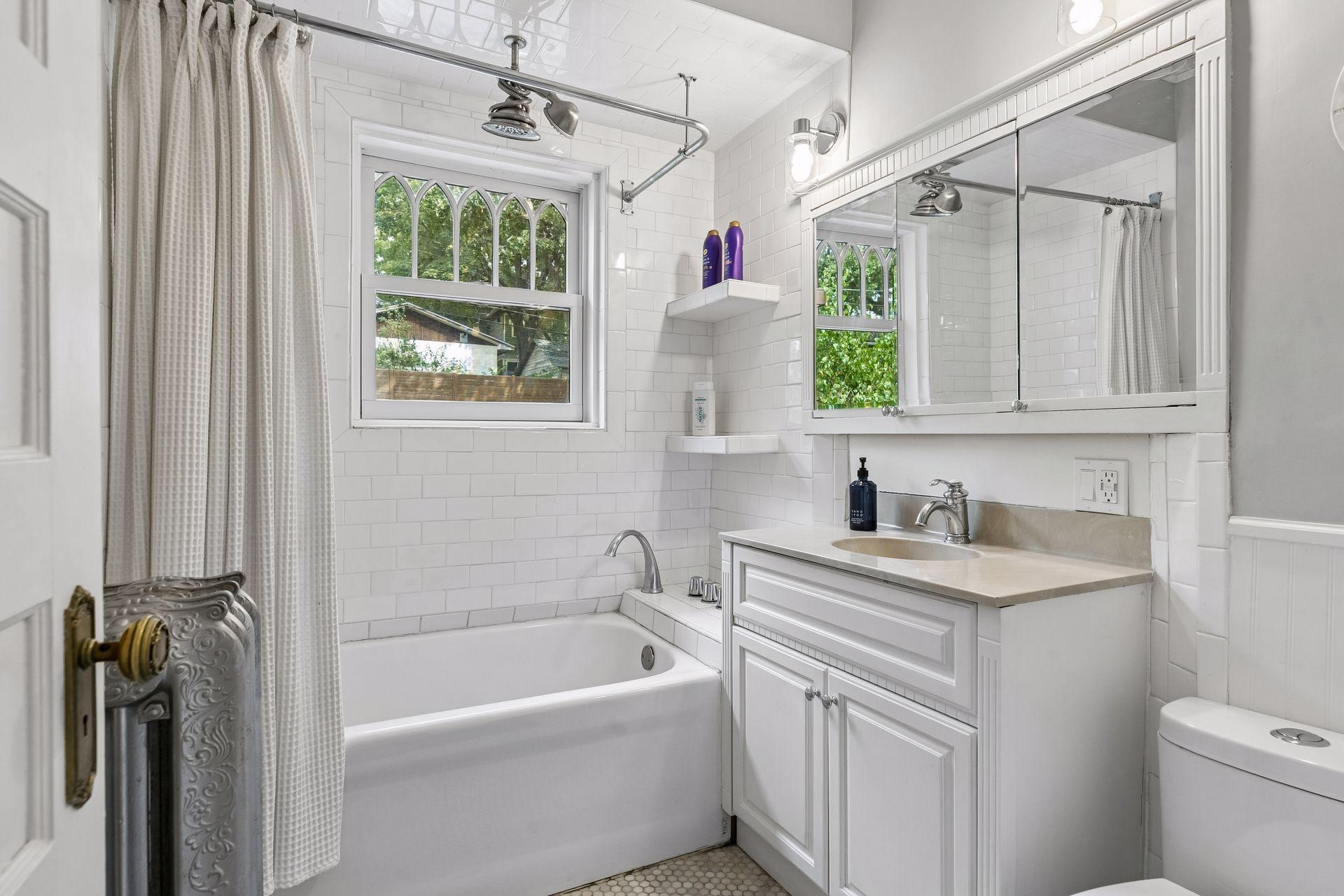 View of Residential at 2125 Scudder Street, Saint Paul MN 55108, Saint Paul (39 of 58) - Mike Wilen | Minnesota Team Real Estate