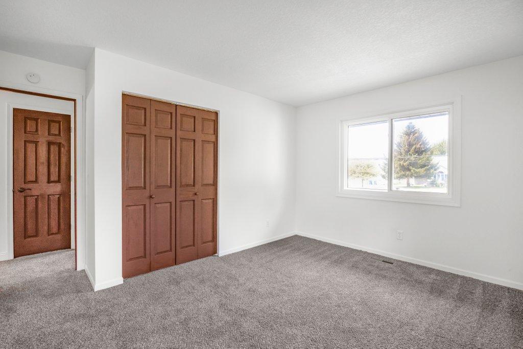 View of Residential at 2958 Vanderbie Street, Little Canada MN 55117, Little Canada (19 of 35) - Mike Wilen | Minnesota Team Real Estate