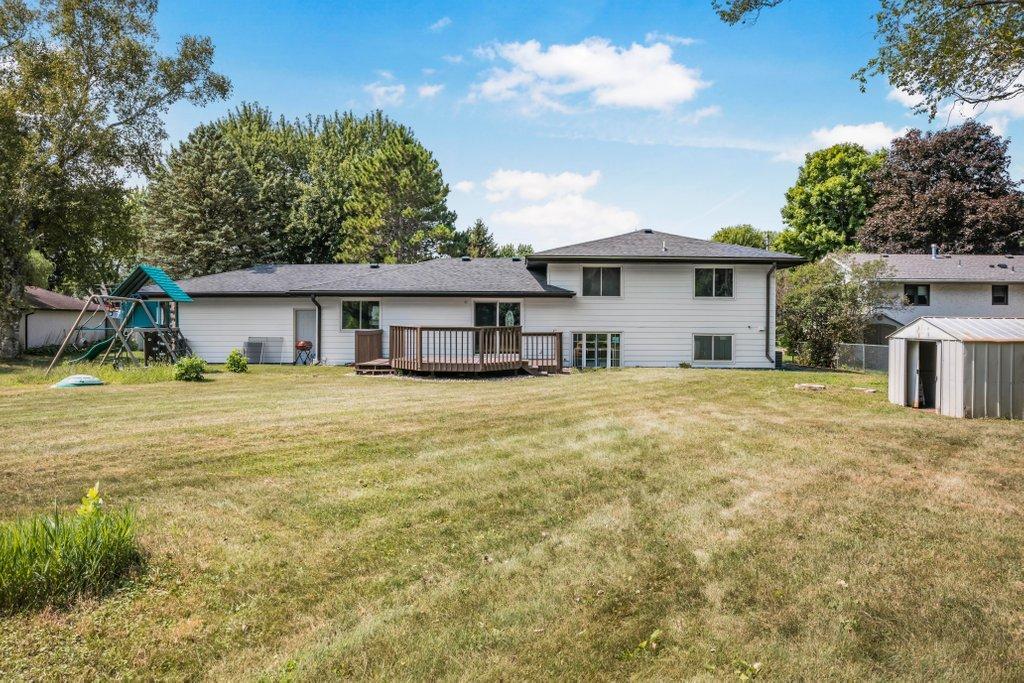 View of Residential at 2958 Vanderbie Street, Little Canada MN 55117, Little Canada (30 of 35) - Mike Wilen | Minnesota Team Real Estate
