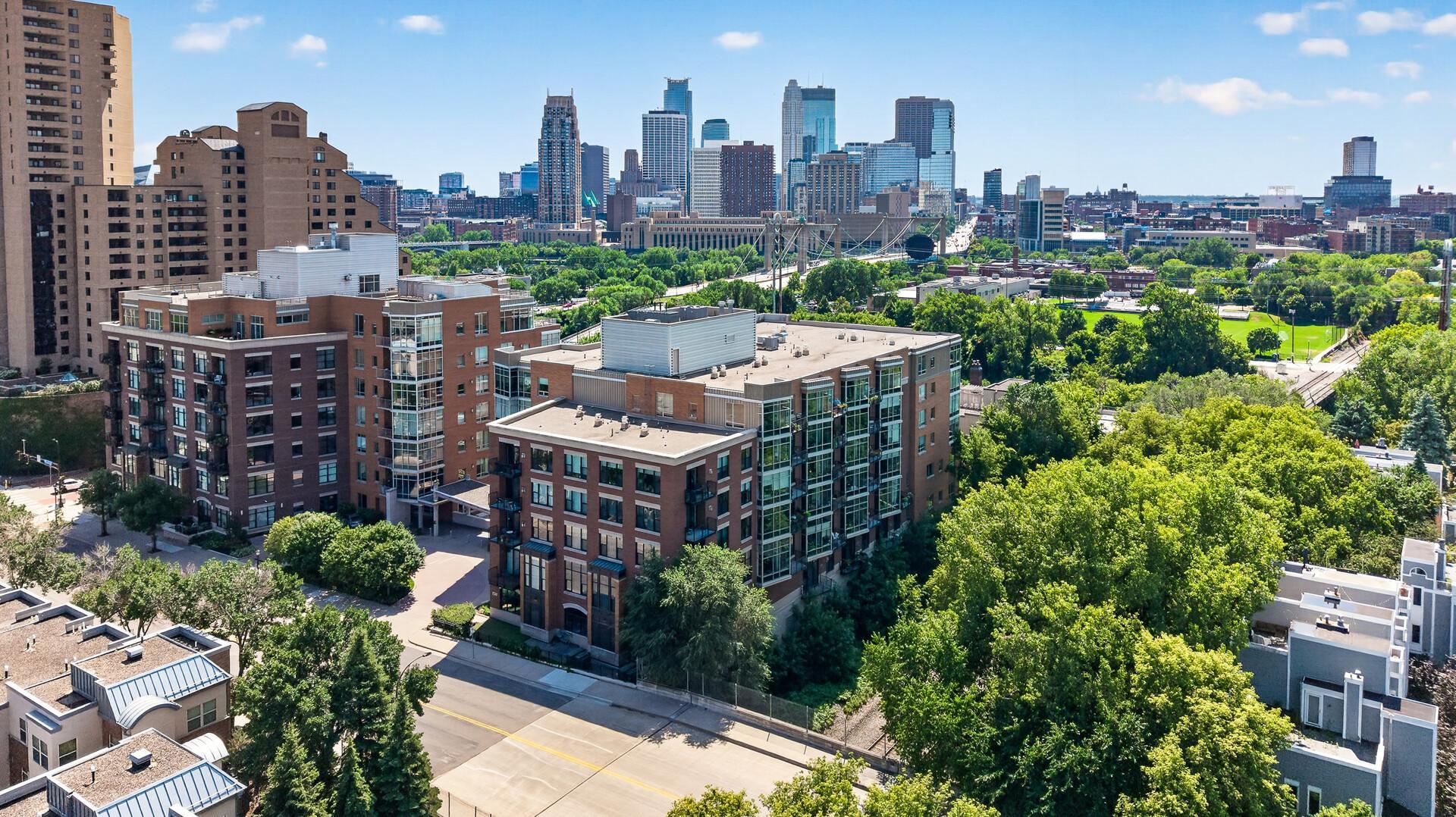 View of Residential at 150 2nd Street #B404, Minneapolis MN 55413, Minneapolis (3 of 59) - Mike Wilen | Minnesota Team Real Estate