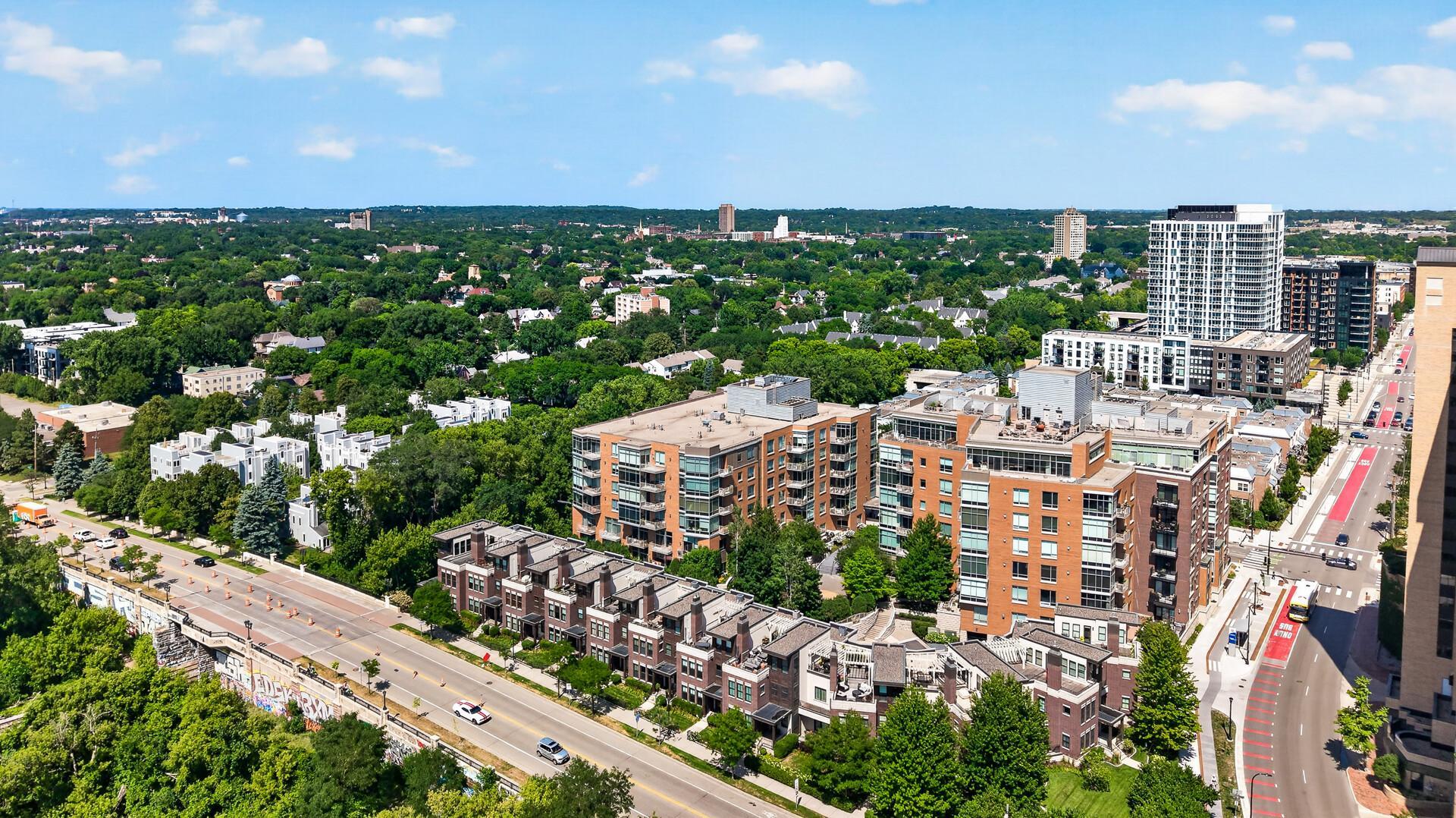 View of Residential at 150 2nd Street #B404, Minneapolis MN 55413, Minneapolis (58 of 59) - Mike Wilen | Minnesota Team Real Estate