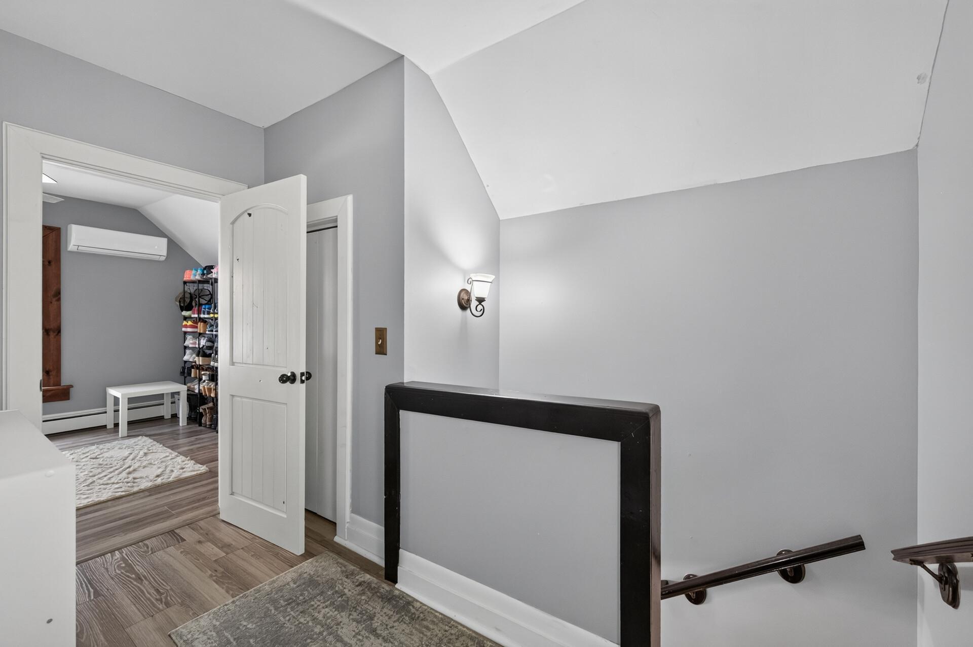 View of Residential at 412 Winona Street, Saint Paul MN 55107, Saint Paul (21 of 35) - Mike Wilen | Minnesota Team Real Estate