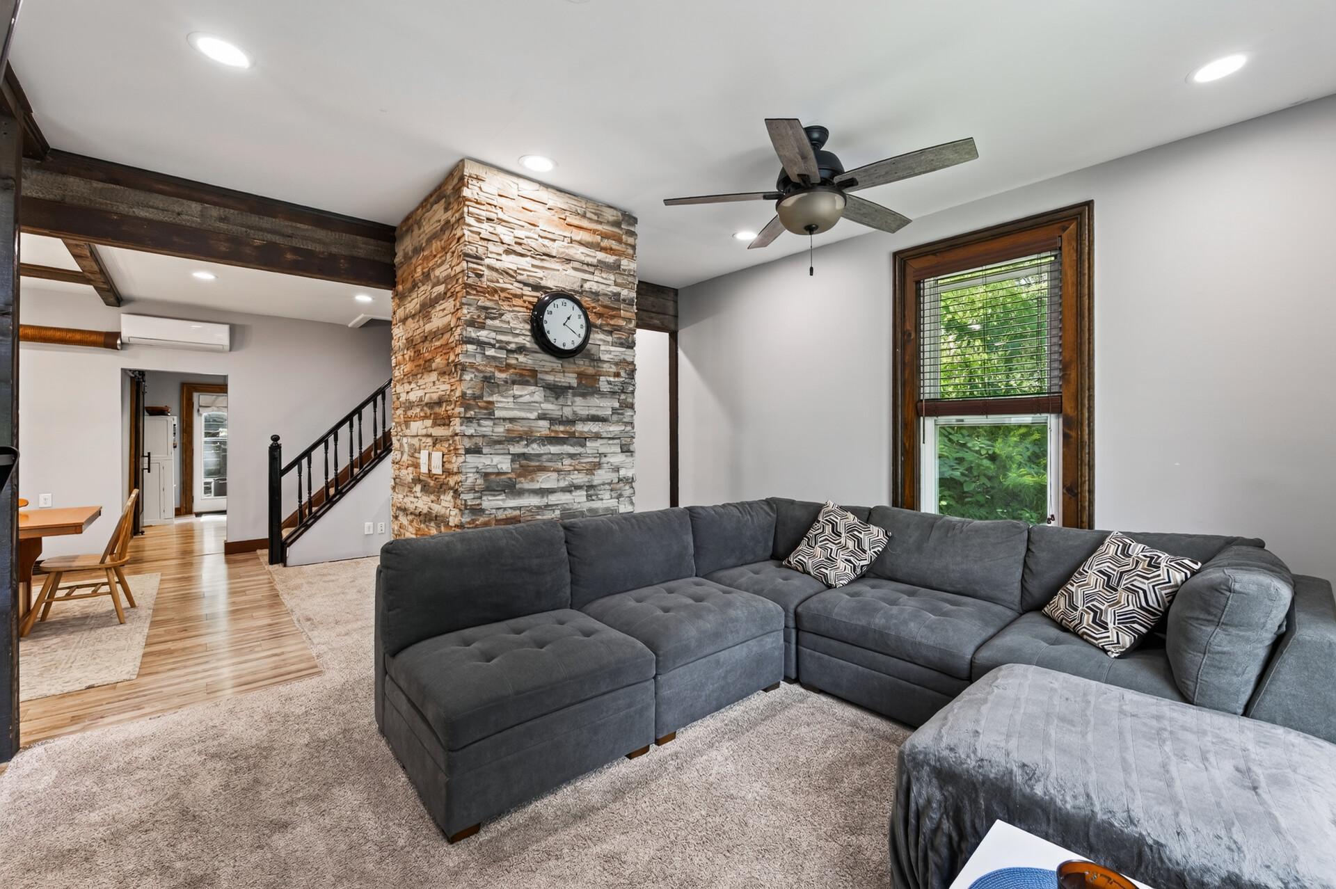 View of Residential at 412 Winona Street, Saint Paul MN 55107, Saint Paul (8 of 35) - Mike Wilen | Minnesota Team Real Estate