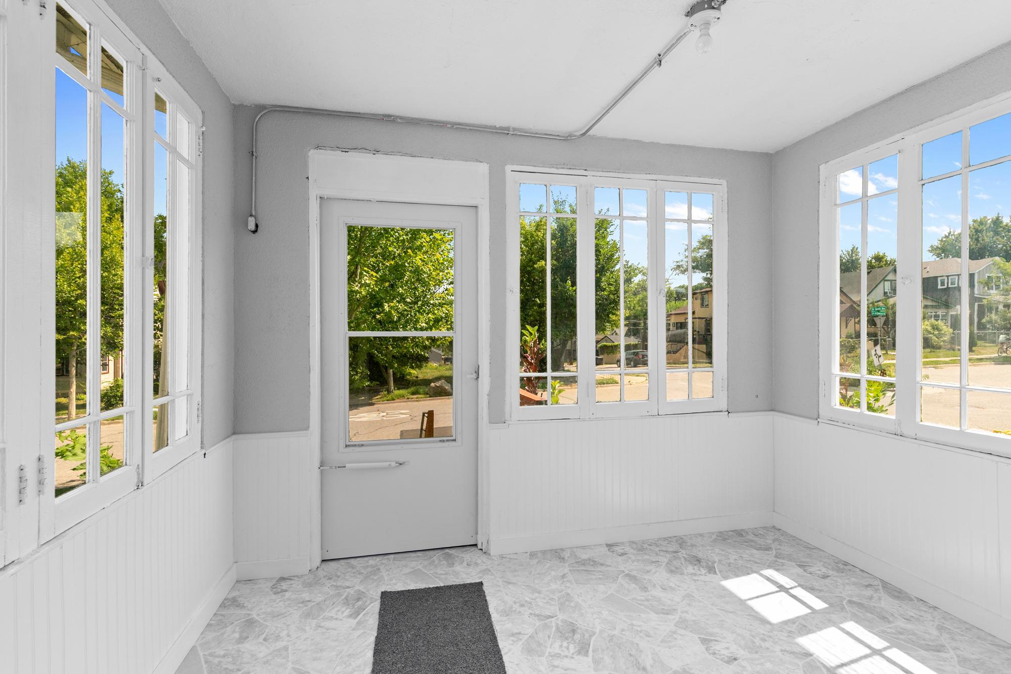 View of Residential at 3601 Emerson Avenue, Minneapolis MN 55412, Minneapolis (3 of 29) - Mike Wilen | Minnesota Team Real Estate