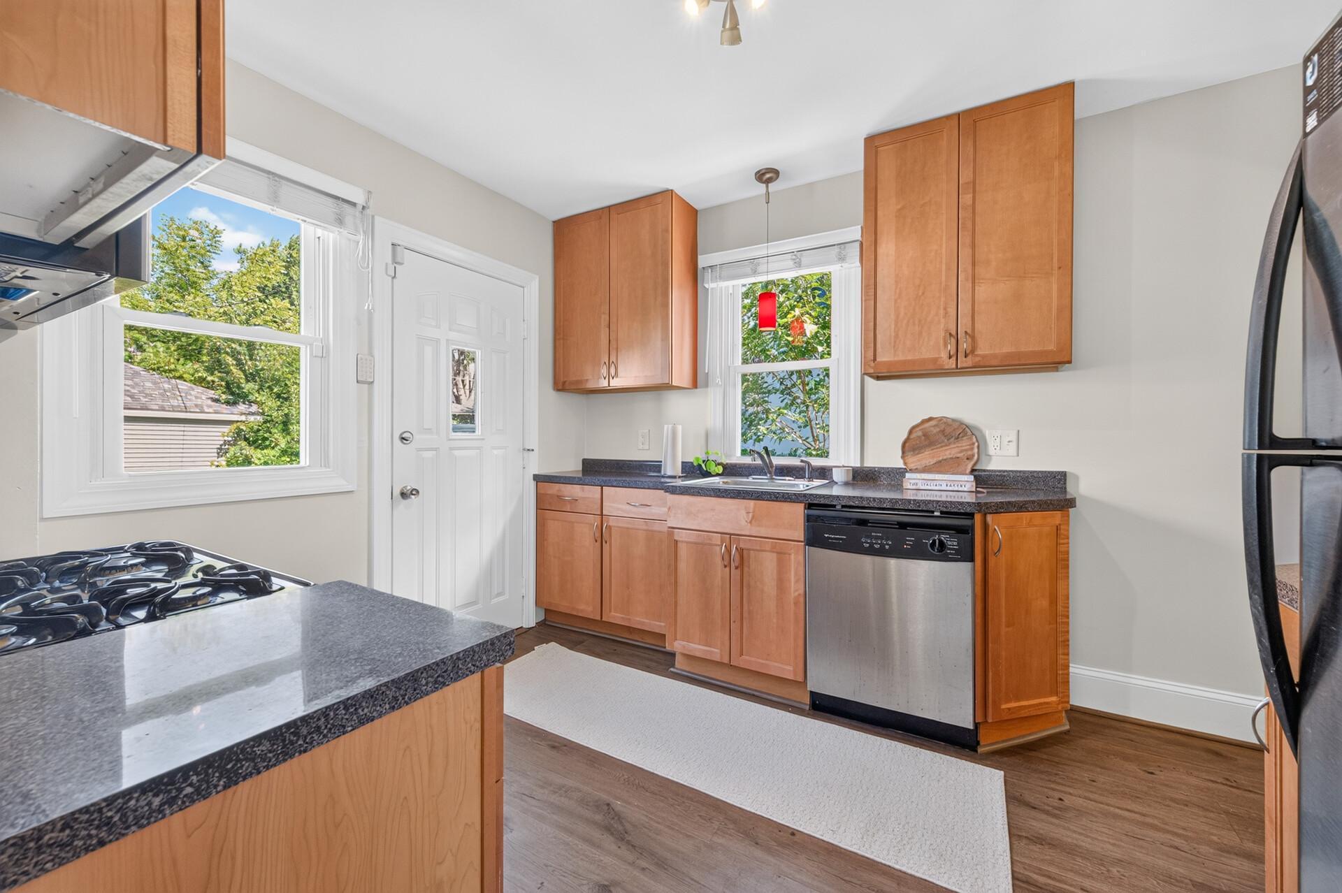 View of Residential at 1439 Stanford Avenue, Saint Paul MN 55105, Saint Paul (7 of 26) - Mike Wilen | Minnesota Team Real Estate