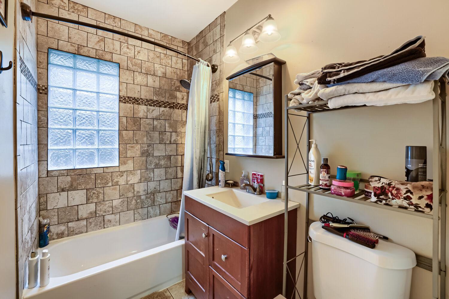 View of Residential Income at 3622 Longfellow Avenue, Minneapolis MN 55407, Minneapolis (17 of 28) - Mike Wilen | Minnesota Team Real Estate