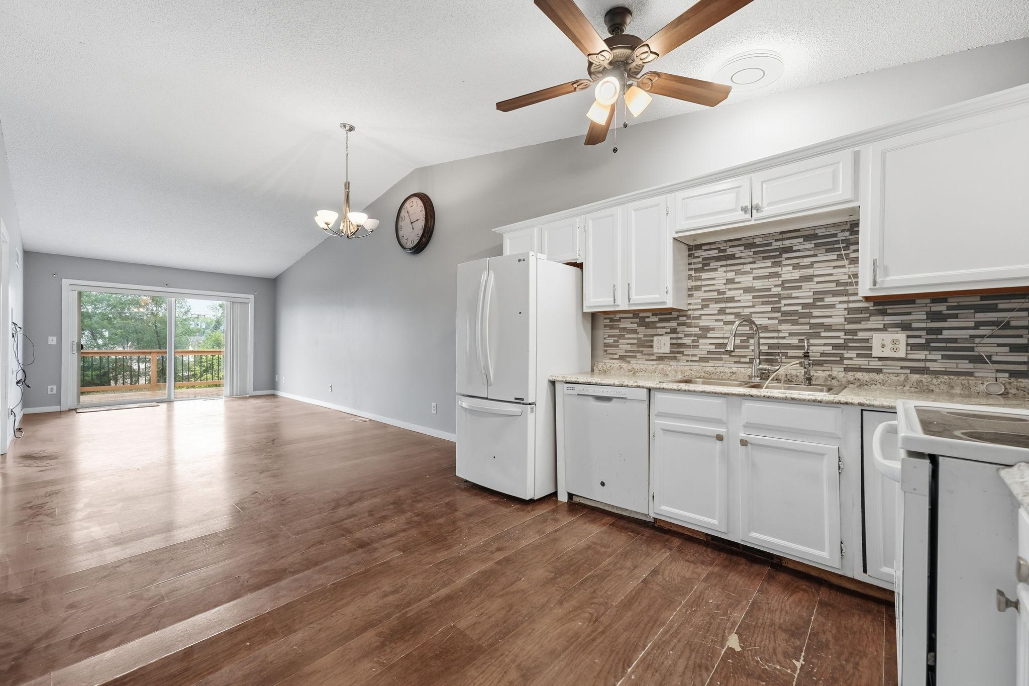 View of Residential at 207 Shawnee Trail, Shakopee MN 55379, Shakopee (6 of 22) - Mike Wilen | Minnesota Team Real Estate