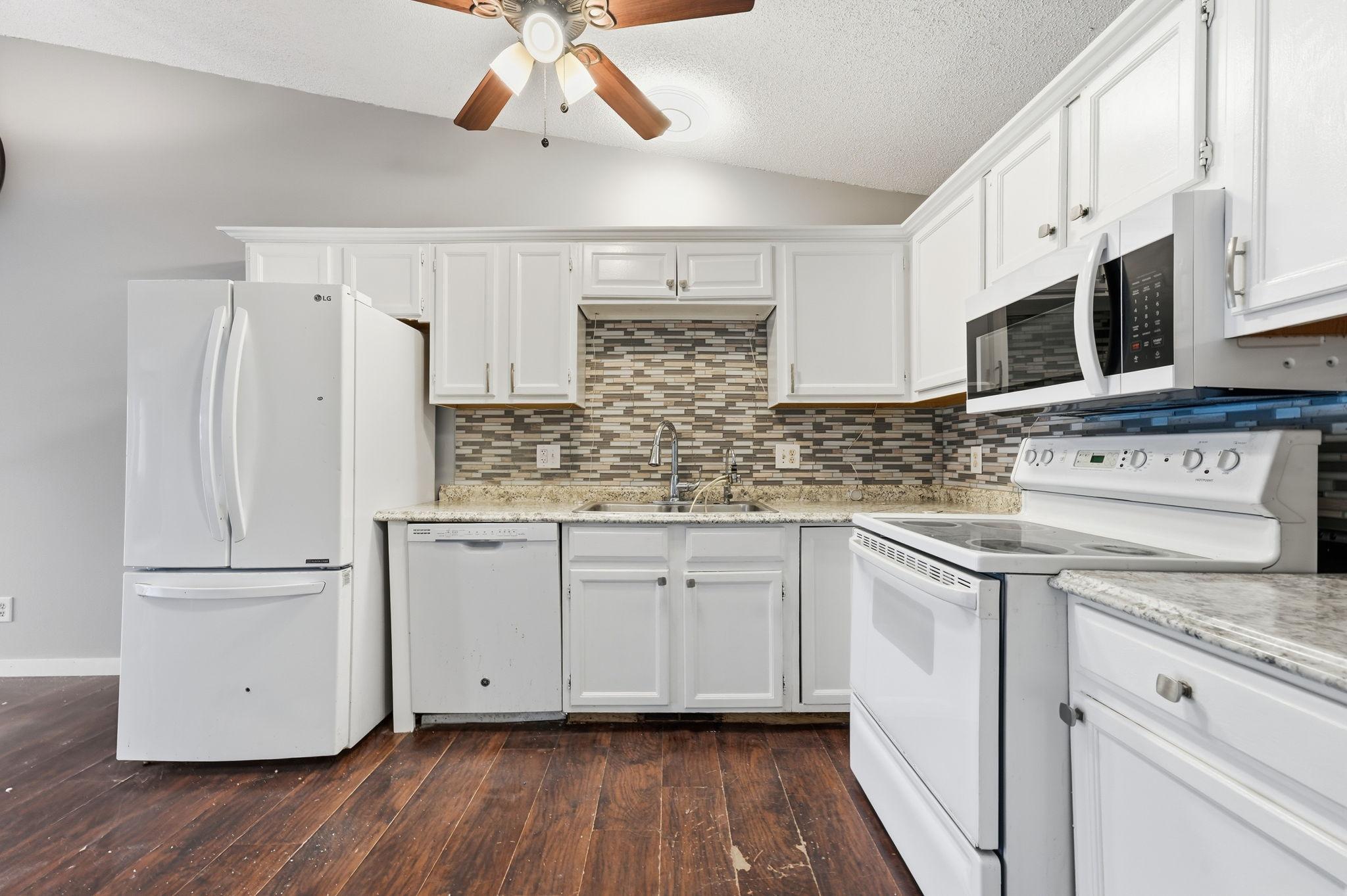 View of Residential at 207 Shawnee Trail, Shakopee MN 55379, Shakopee (3 of 22) - Mike Wilen | Minnesota Team Real Estate