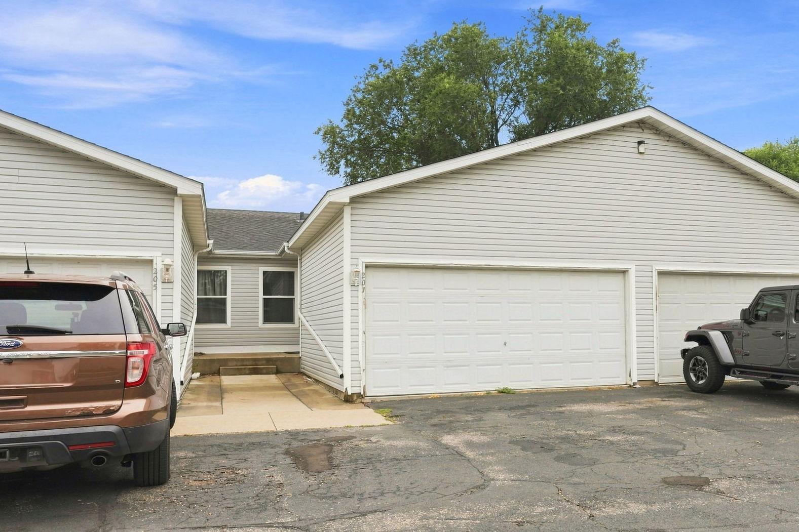 View of Residential at 207 Shawnee Trail, Shakopee MN 55379, Shakopee - Mike Wilen | Minnesota Team Real Estate