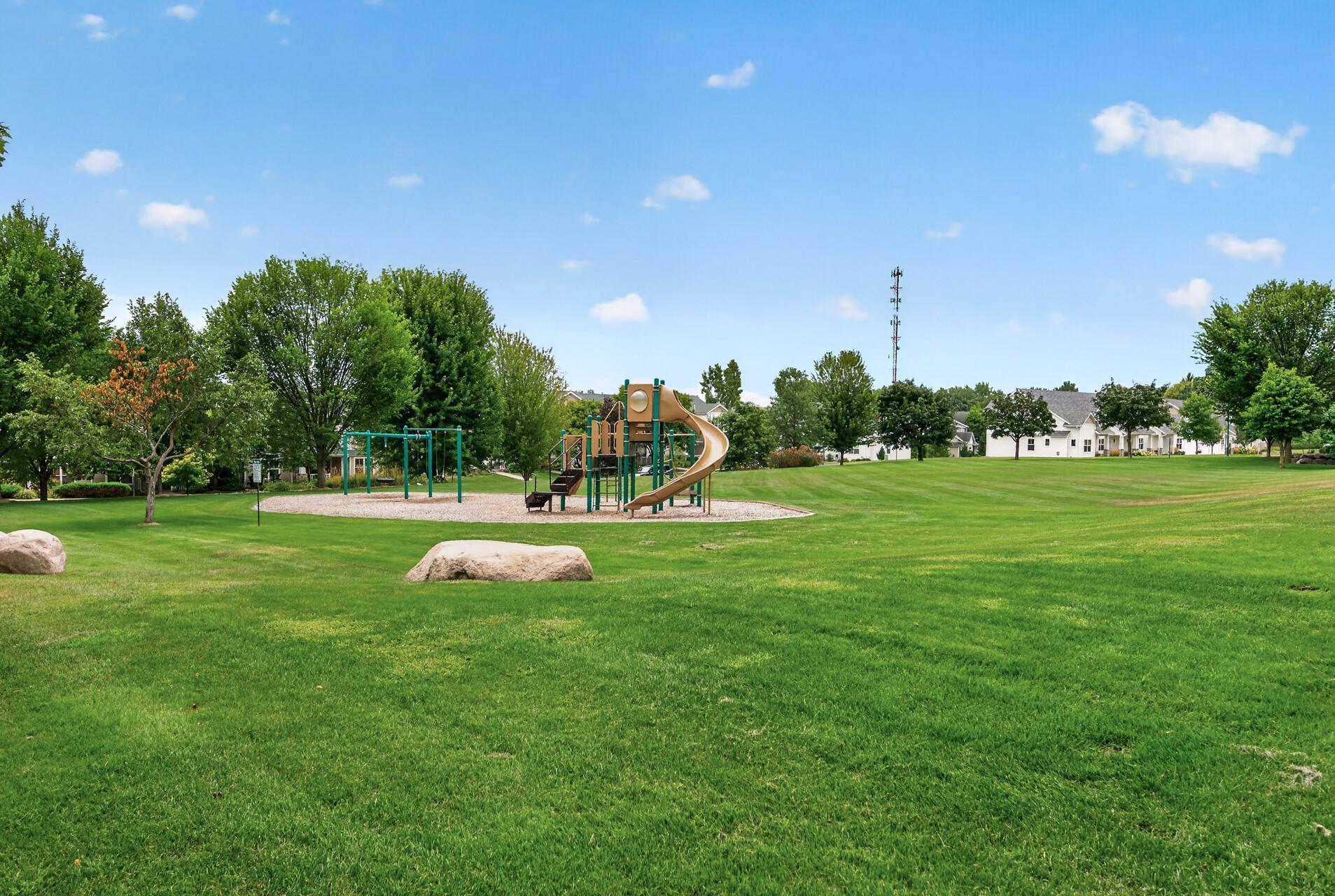 View of Residential at 877 New Century Boulevard, Maplewood MN 55119, Maplewood (56 of 60) - Mike Wilen | Minnesota Team Real Estate