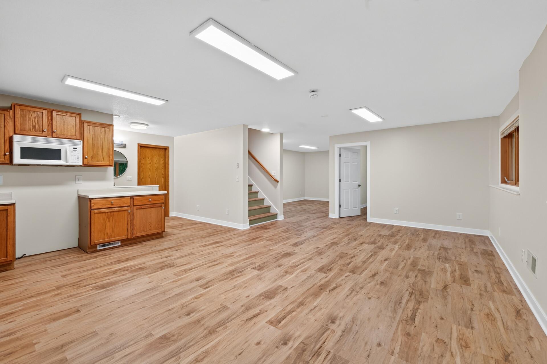 View of Residential at 877 New Century Boulevard, Maplewood MN 55119, Maplewood (37 of 60) - Mike Wilen | Minnesota Team Real Estate