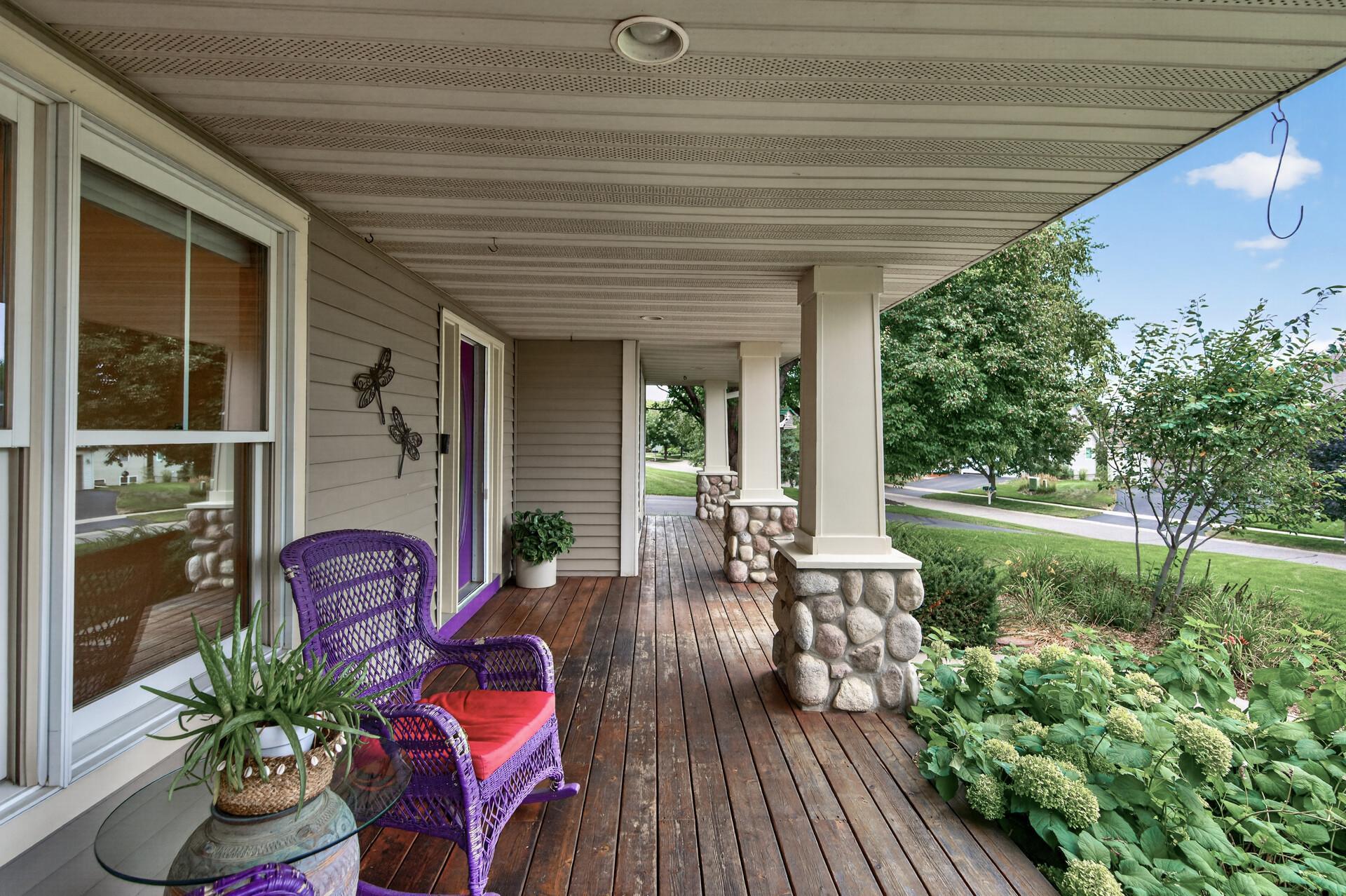 View of Residential at 877 New Century Boulevard, Maplewood MN 55119, Maplewood (47 of 60) - Mike Wilen | Minnesota Team Real Estate