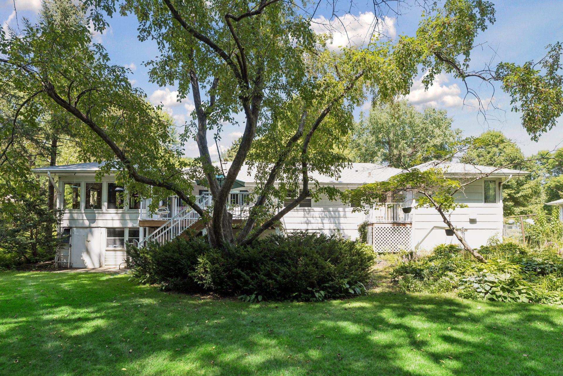 View of Residential at 12915 Lone Oak Drive, Minnetonka MN 55305, Minnetonka (37 of 44) - Mike Wilen | Minnesota Team Real Estate