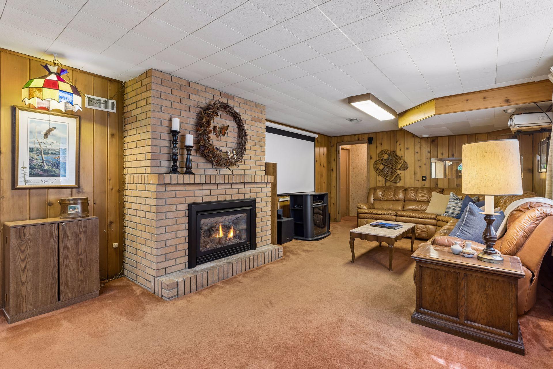 View of Residential at 12915 Lone Oak Drive, Minnetonka MN 55305, Minnetonka (28 of 44) - Mike Wilen | Minnesota Team Real Estate