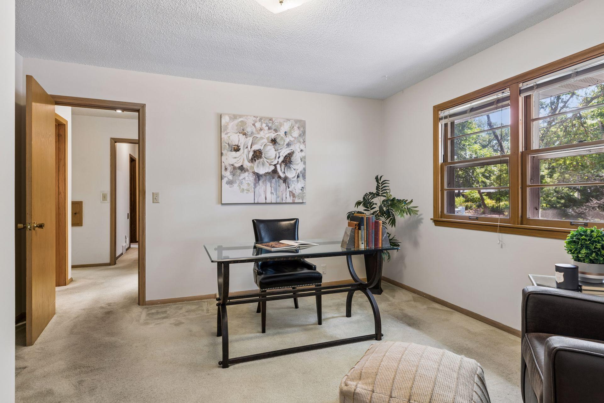 View of Residential at 12915 Lone Oak Drive, Minnetonka MN 55305, Minnetonka (16 of 44) - Mike Wilen | Minnesota Team Real Estate