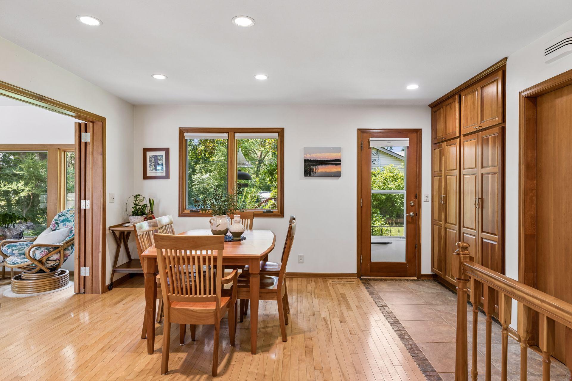 View of Residential at 12915 Lone Oak Drive, Minnetonka MN 55305, Minnetonka (9 of 44) - Mike Wilen | Minnesota Team Real Estate