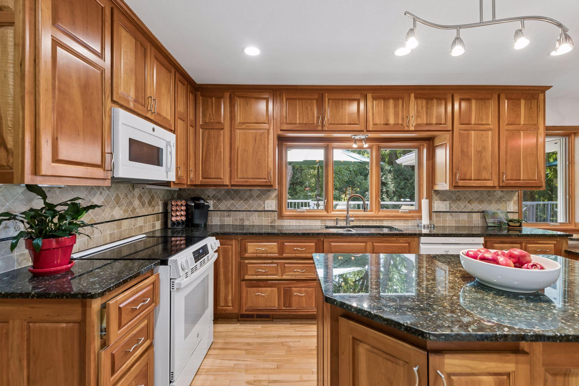 View of Residential at 12915 Lone Oak Drive, Minnetonka MN 55305, Minnetonka (4 of 44) - Mike Wilen | Minnesota Team Real Estate
