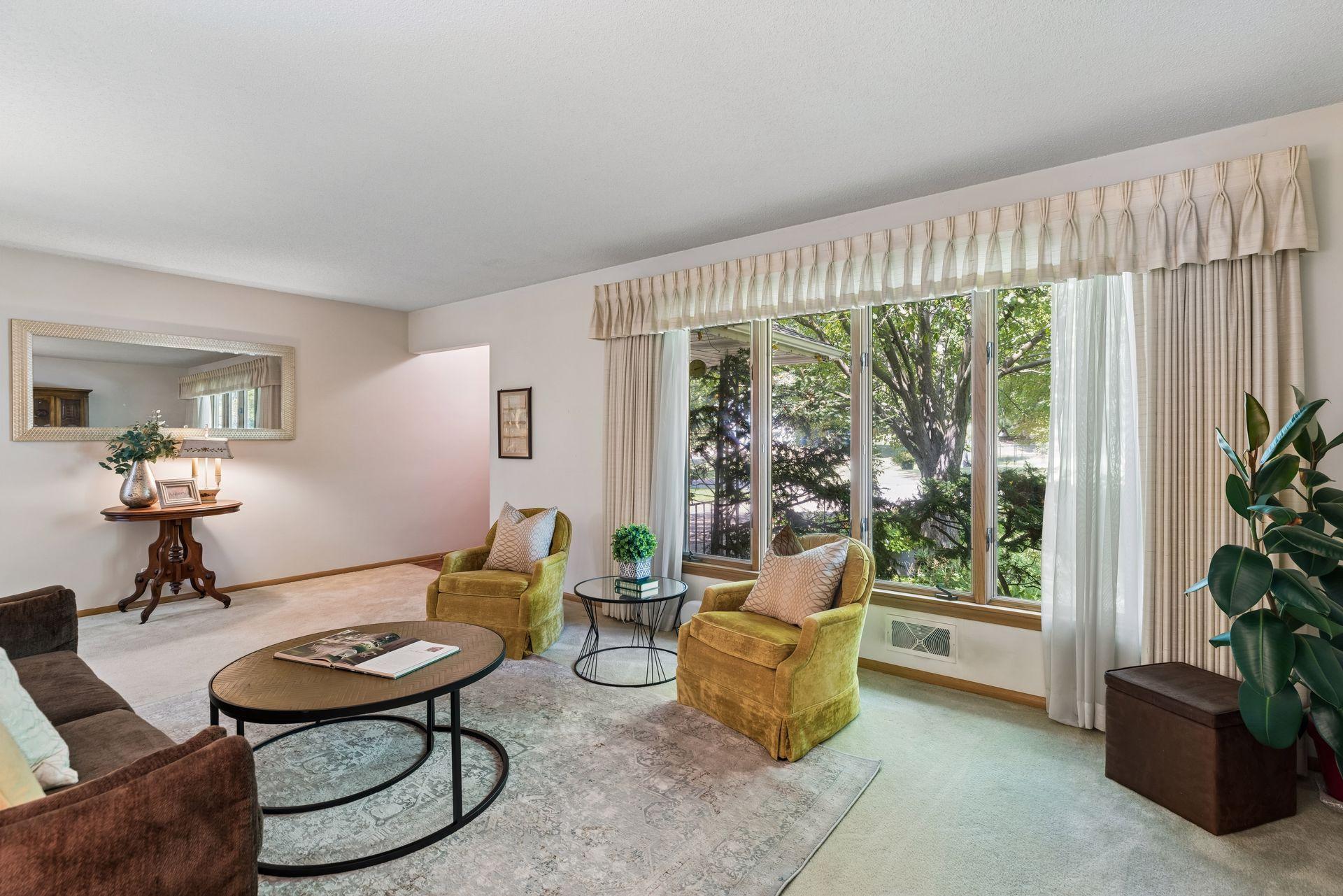 View of Residential at 12915 Lone Oak Drive, Minnetonka MN 55305, Minnetonka (13 of 44) - Mike Wilen | Minnesota Team Real Estate