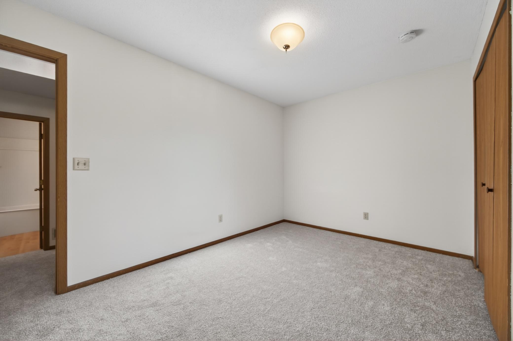 View of Residential at 2023 Parkside Drive, Saint Paul MN 55119, Saint Paul (21 of 31) - Mike Wilen | Minnesota Team Real Estate