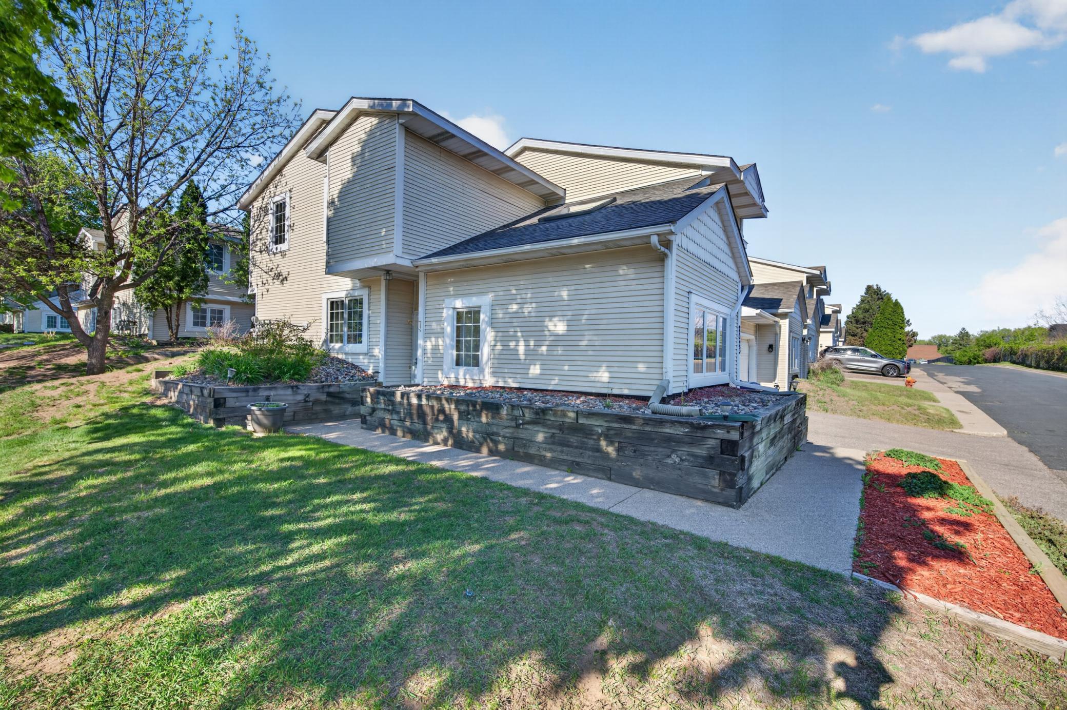 View of Residential at 2023 Parkside Drive, Saint Paul MN 55119, Saint Paul (24 of 31) - Mike Wilen | Minnesota Team Real Estate