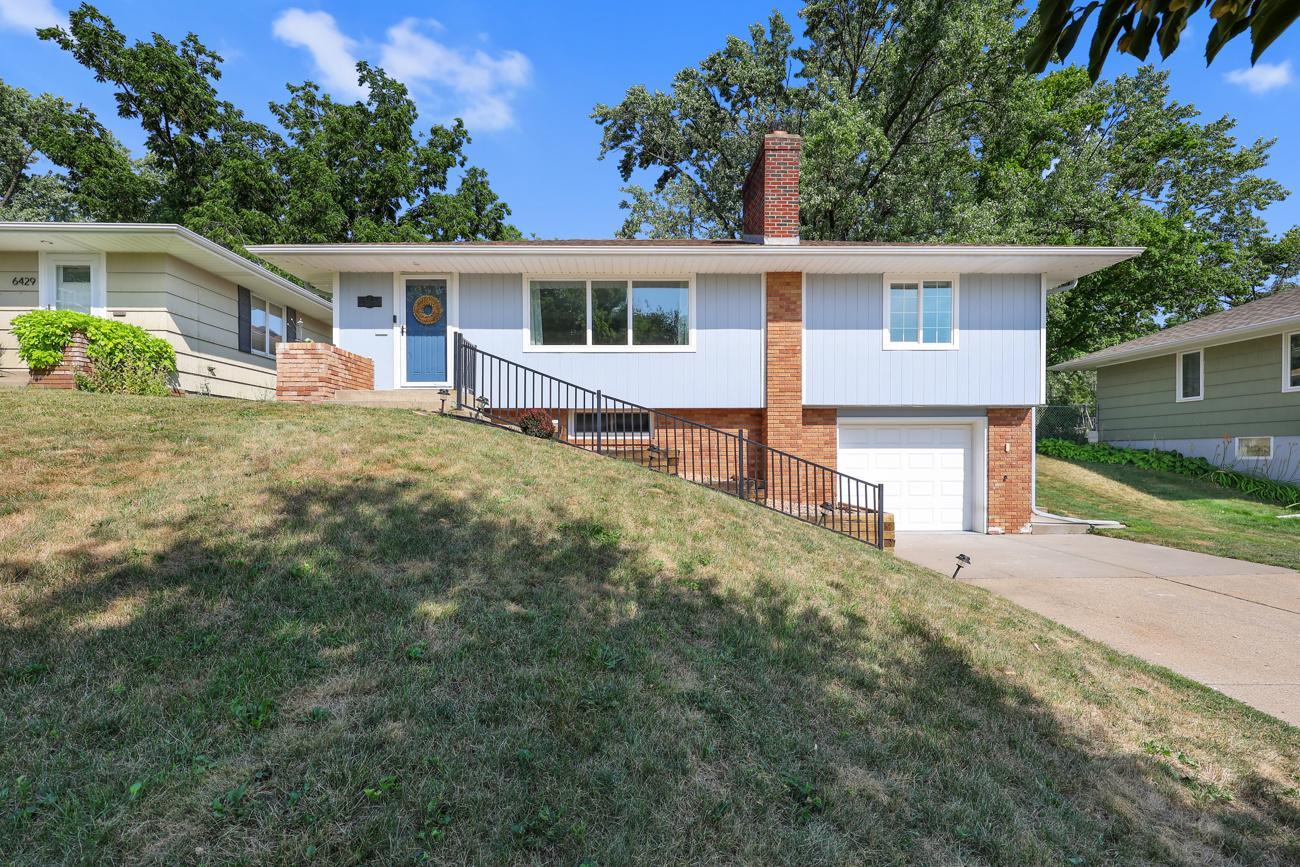 View of Residential at 6435 Vincent Avenue, Richfield MN 55423, Richfield (2 of 21) - Mike Wilen | Minnesota Team Real Estate