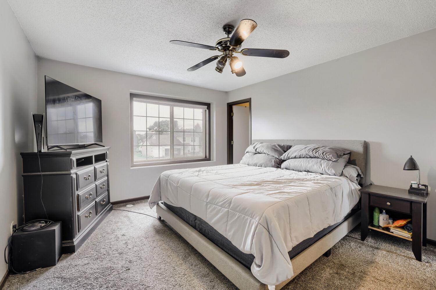 View of Residential at 15663 Finch Avenue, Apple Valley MN 55124, Apple Valley (15 of 29) - Mike Wilen | Minnesota Team Real Estate