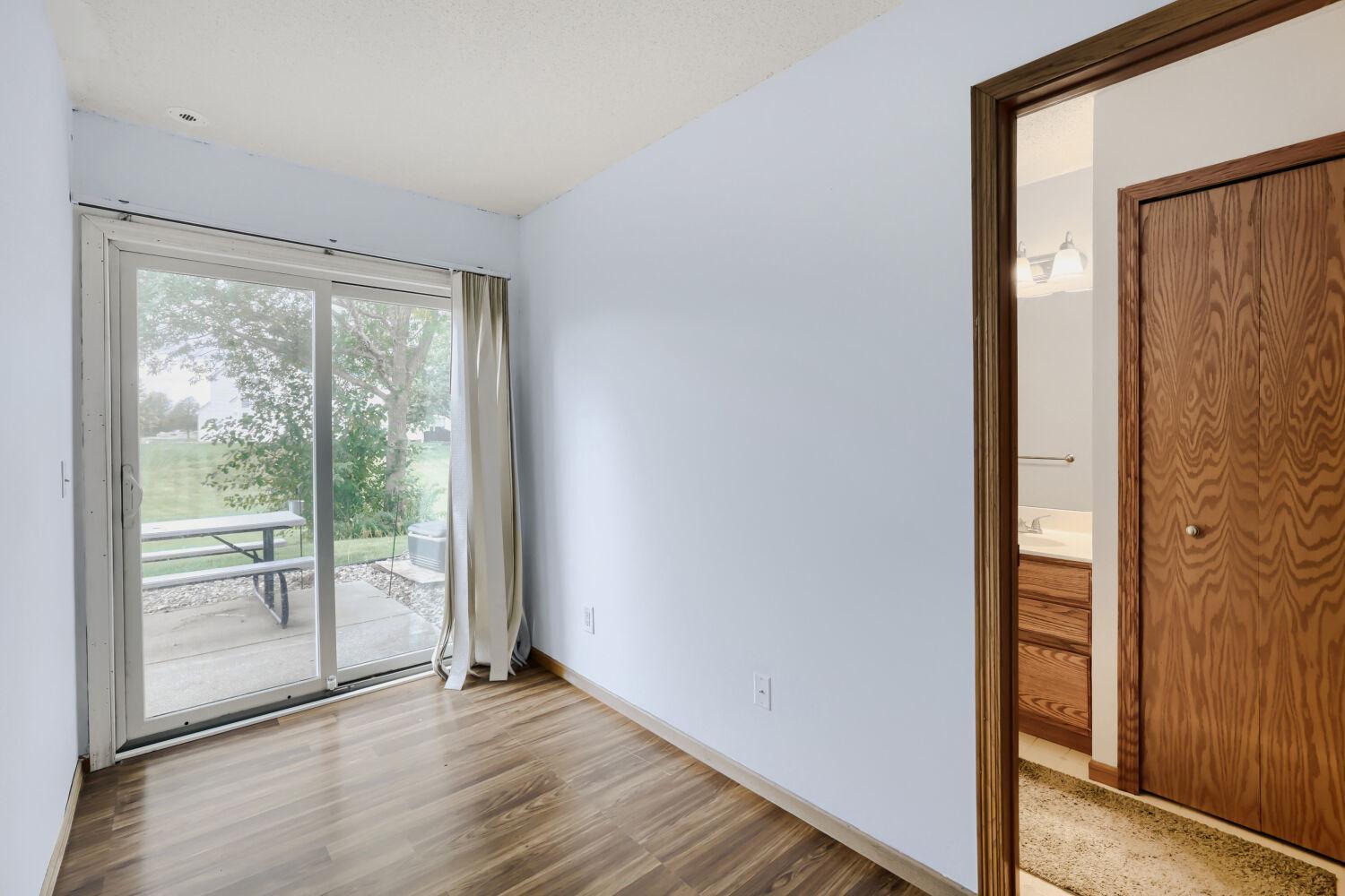 View of Residential at 15663 Finch Avenue, Apple Valley MN 55124, Apple Valley (20 of 29) - Mike Wilen | Minnesota Team Real Estate