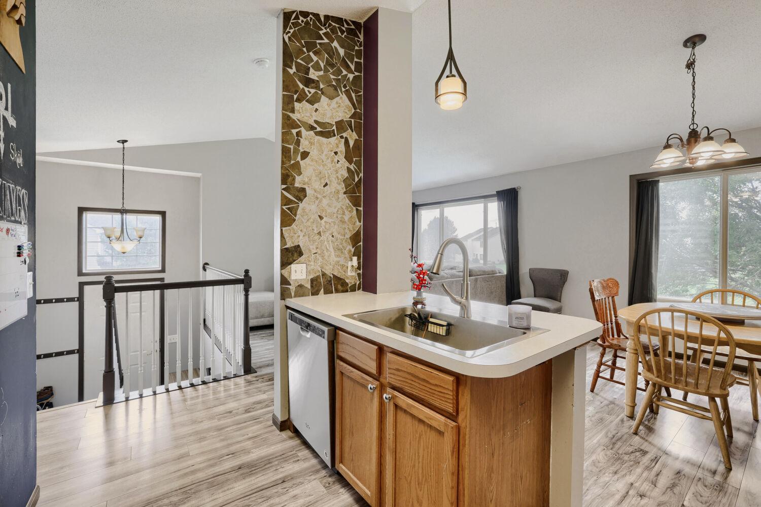 View of Residential at 15663 Finch Avenue, Apple Valley MN 55124, Apple Valley (14 of 29) - Mike Wilen | Minnesota Team Real Estate