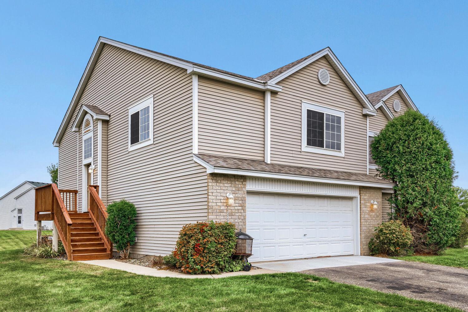 View of Residential at 15663 Finch Avenue, Apple Valley MN 55124, Apple Valley (4 of 29) - Mike Wilen | Minnesota Team Real Estate