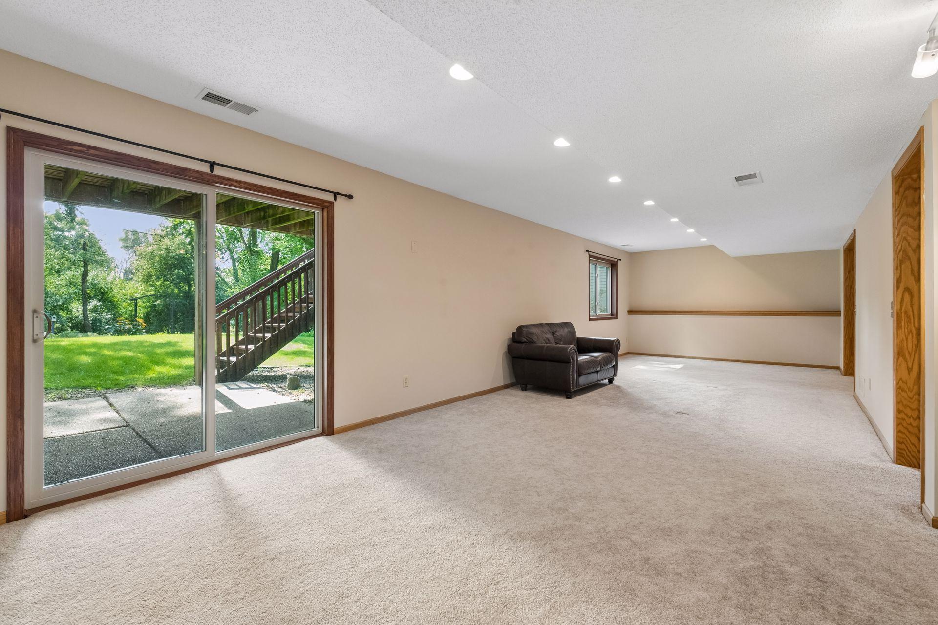 View of Residential at 18477 Tristram Way, Eden Prairie MN 55346, Eden Prairie (41 of 56) - Mike Wilen | Minnesota Team Real Estate
