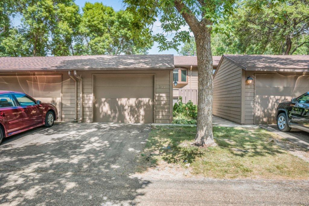 View of Residential at 244 Eagle Lake Drive, Maple Grove MN 55369, Maple Grove (27 of 31) - Mike Wilen | Minnesota Team Real Estate