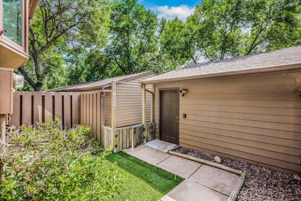 View of Residential at 244 Eagle Lake Drive, Maple Grove MN 55369, Maple Grove (22 of 31) - Mike Wilen | Minnesota Team Real Estate