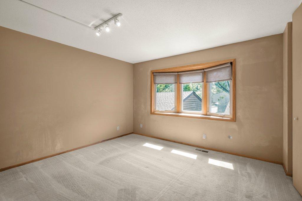 View of Residential at 244 Eagle Lake Drive, Maple Grove MN 55369, Maple Grove (10 of 31) - Mike Wilen | Minnesota Team Real Estate