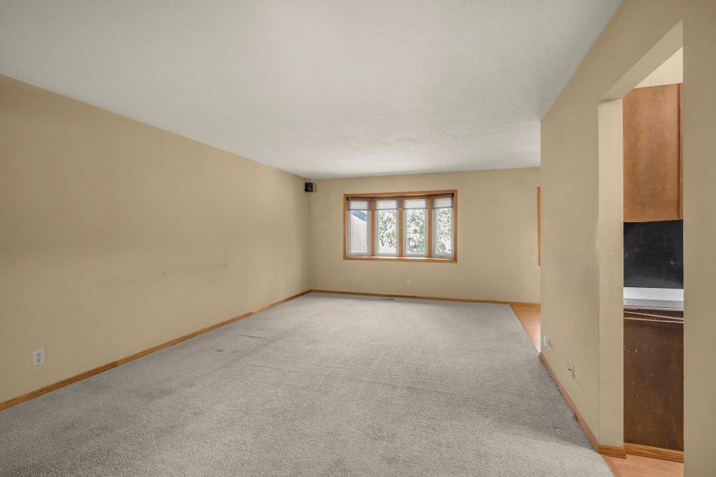 View of Residential at 244 Eagle Lake Drive, Maple Grove MN 55369, Maple Grove (2 of 31) - Mike Wilen | Minnesota Team Real Estate