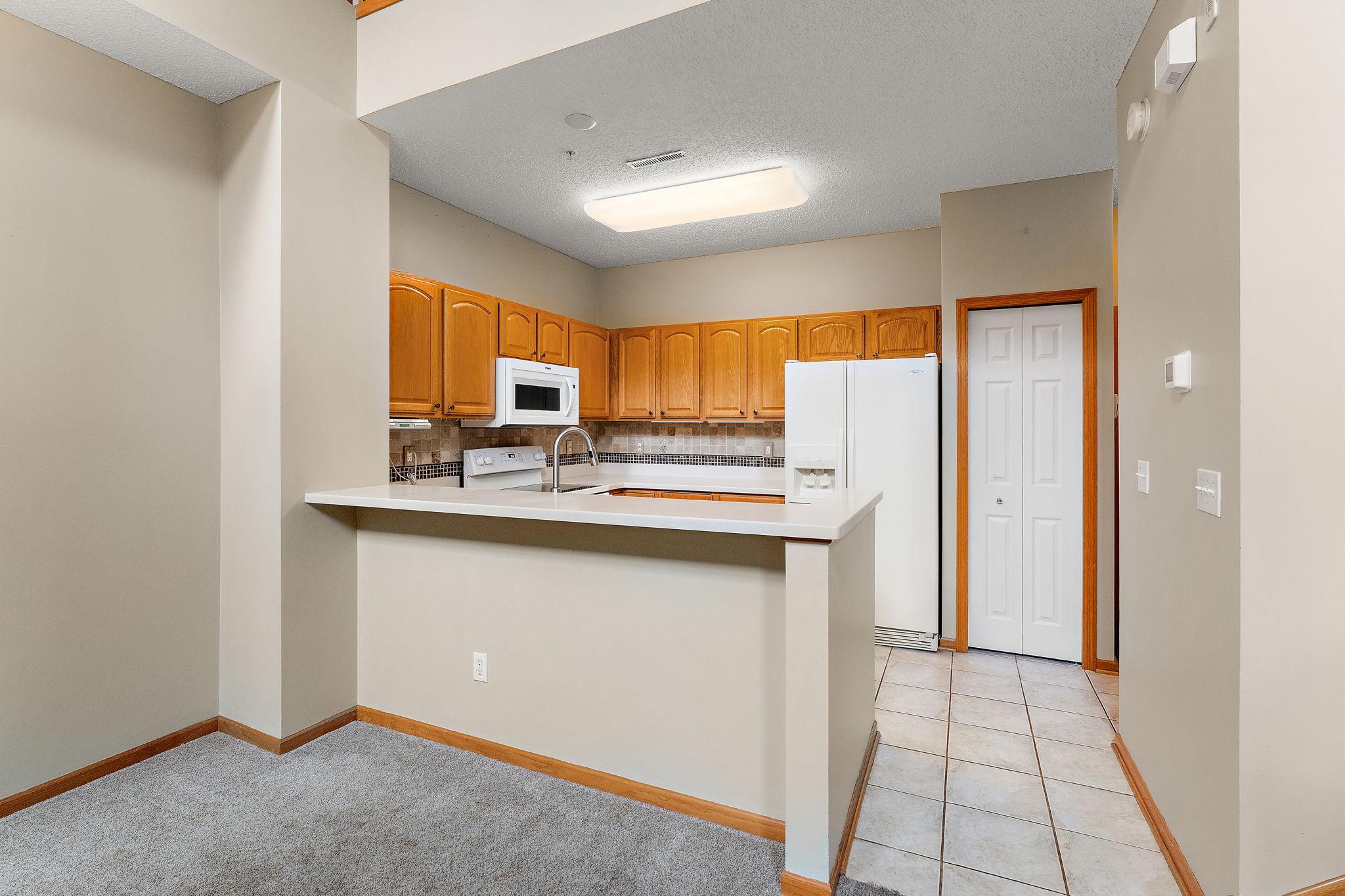 View of Residential at 1610 Woodlynn Avenue #3, Maplewood MN 55109, Maplewood (14 of 51) - Mike Wilen | Minnesota Team Real Estate