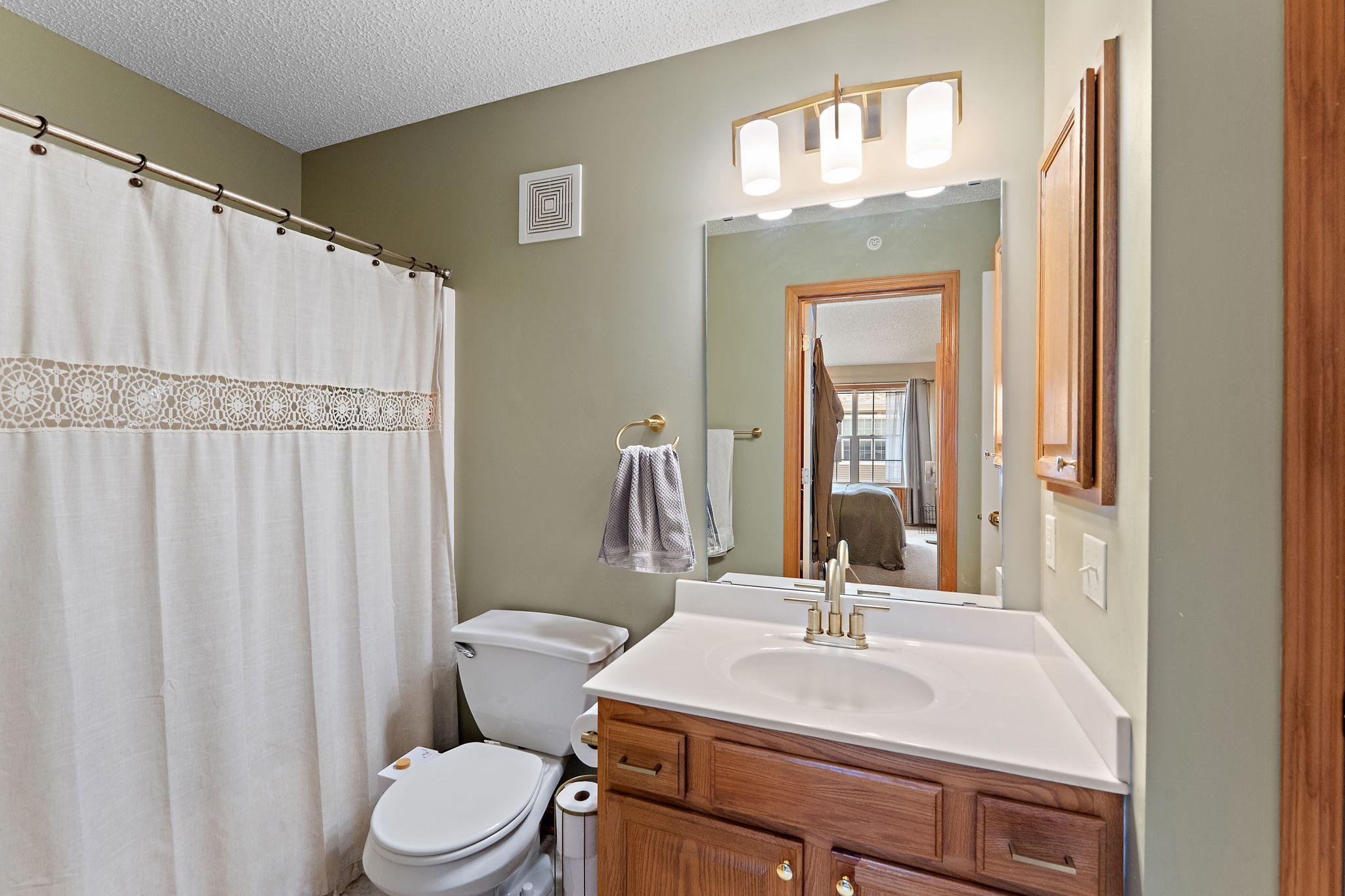 View of Residential at 1610 Woodlynn Avenue #3, Maplewood MN 55109, Maplewood (26 of 51) - Mike Wilen | Minnesota Team Real Estate
