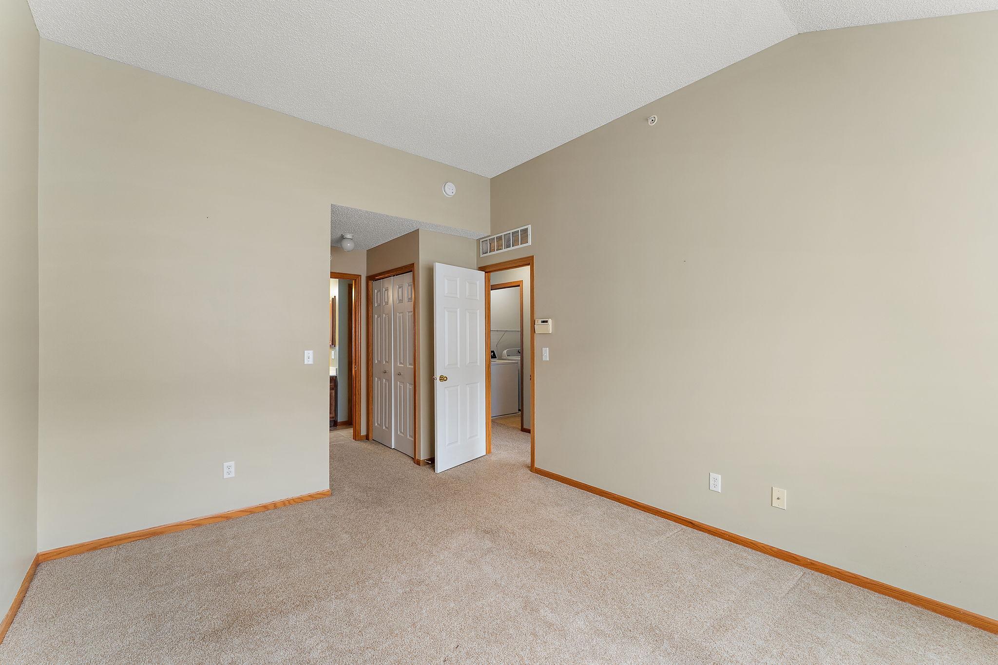 View of Residential at 1610 Woodlynn Avenue #3, Maplewood MN 55109, Maplewood (32 of 51) - Mike Wilen | Minnesota Team Real Estate