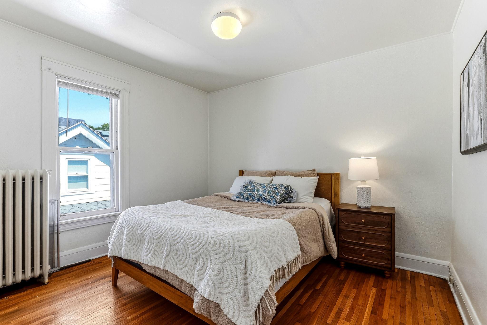 View of Residential Income at 256 Russell Avenue, Minneapolis MN 55405, Minneapolis (12 of 37) - Mike Wilen | Minnesota Team Real Estate