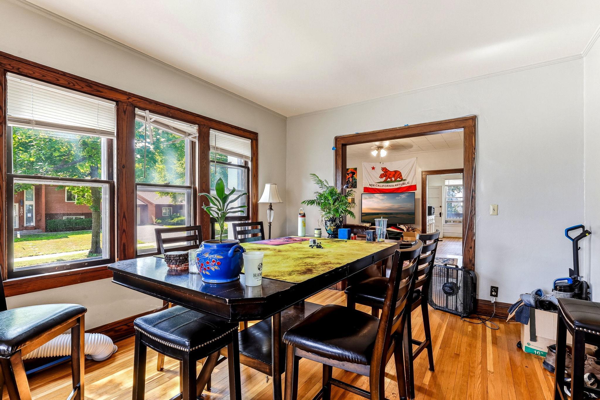 View of Residential Income at 256 Russell Avenue, Minneapolis MN 55405, Minneapolis (17 of 37) - Mike Wilen | Minnesota Team Real Estate