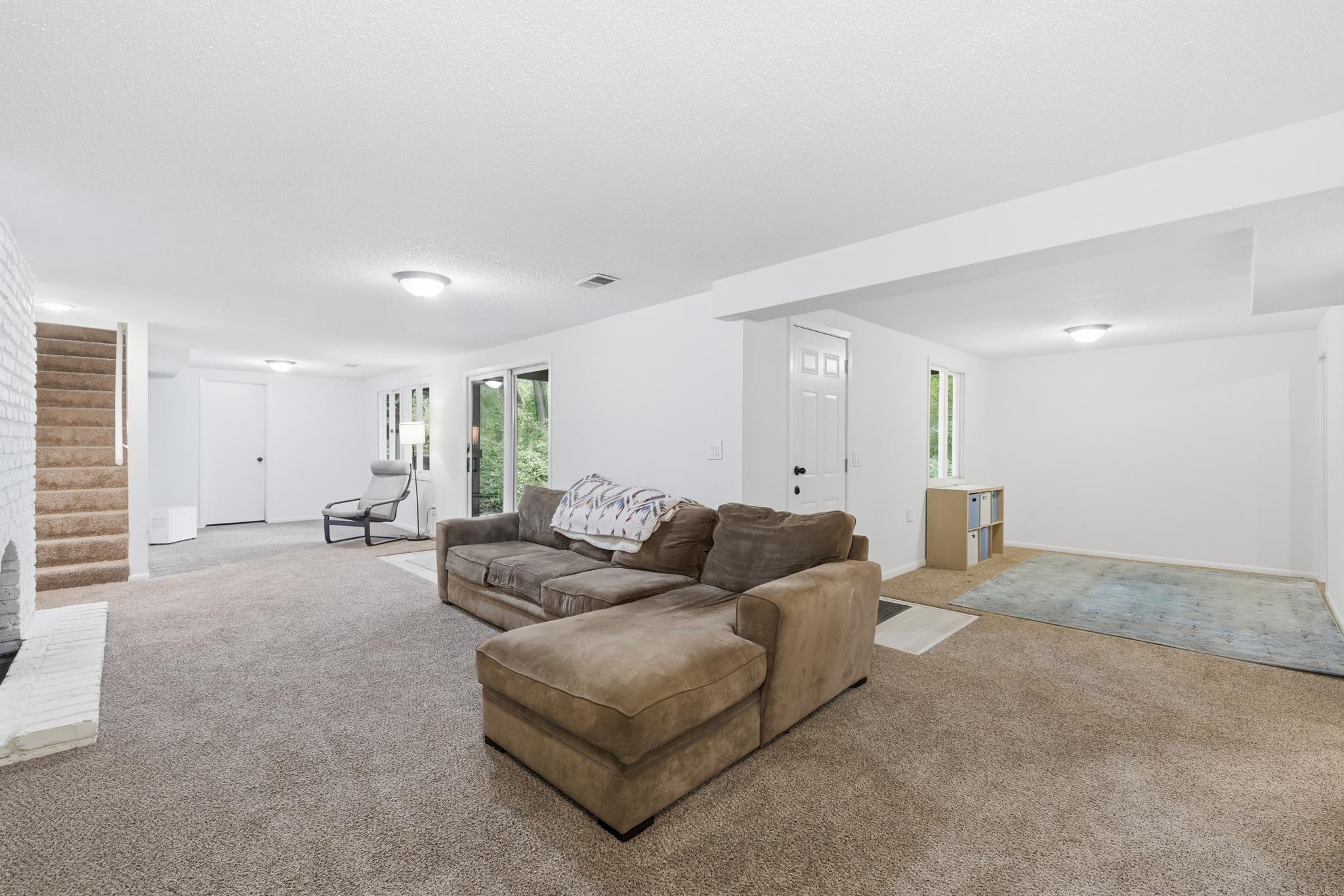 View of Residential at 135 Sabra Court, Apple Valley MN 55124, Apple Valley (22 of 37) - Mike Wilen | Minnesota Team Real Estate