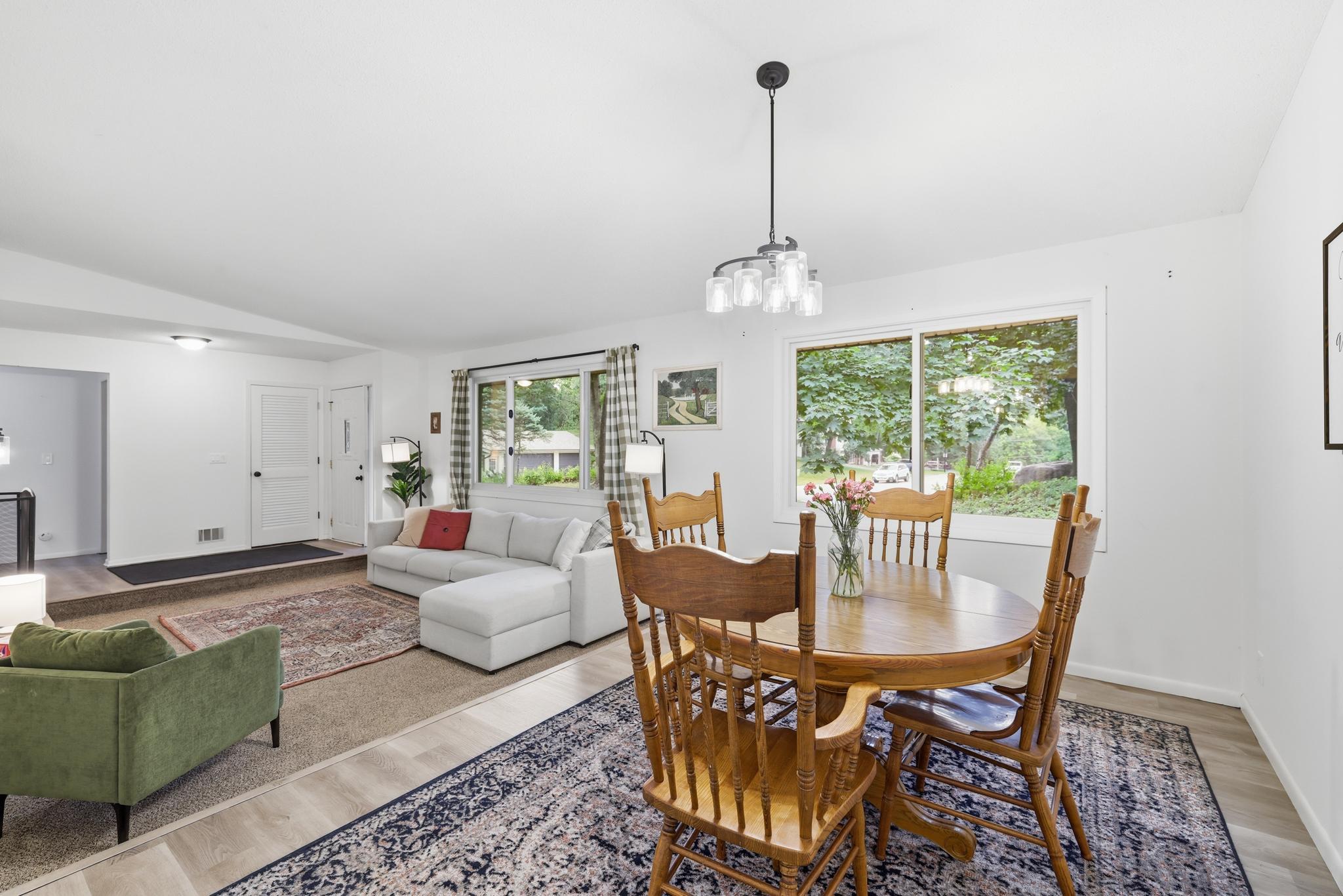 View of Residential at 135 Sabra Court, Apple Valley MN 55124, Apple Valley (6 of 37) - Mike Wilen | Minnesota Team Real Estate