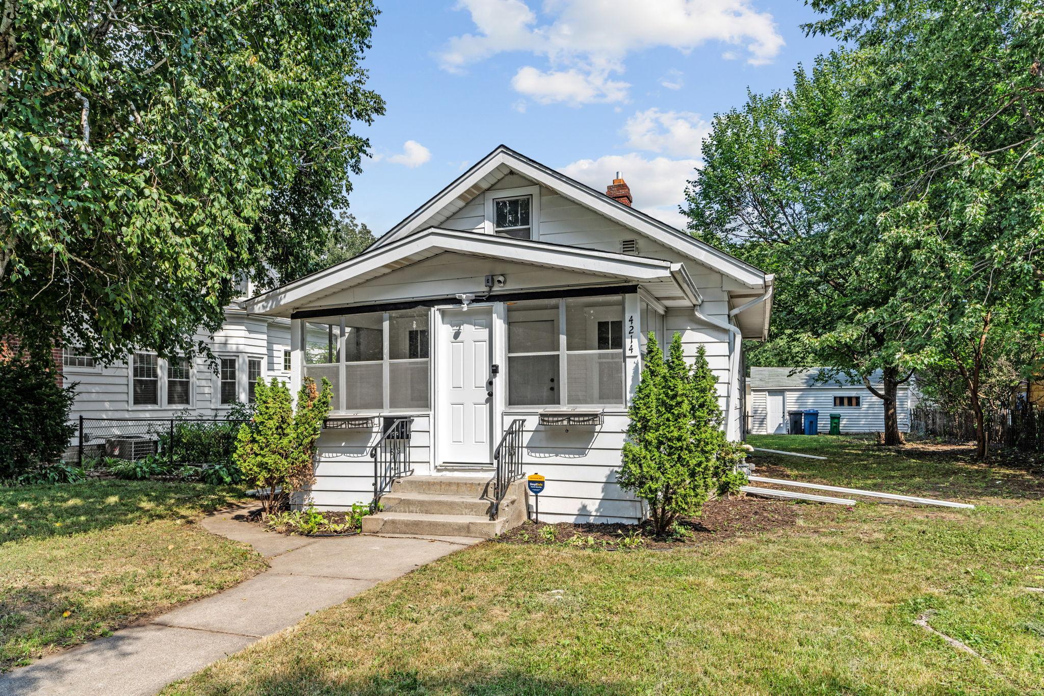 View of Residential at 4214 Vincent Avenue, Minneapolis MN 55412, Minneapolis (2 of 25) - Mike Wilen | Minnesota Team Real Estate