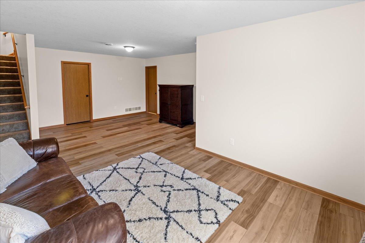 View of Residential at 38260 Explorer Circle, North Branch MN 55056, North Branch (25 of 29) - Mike Wilen | Minnesota Team Real Estate